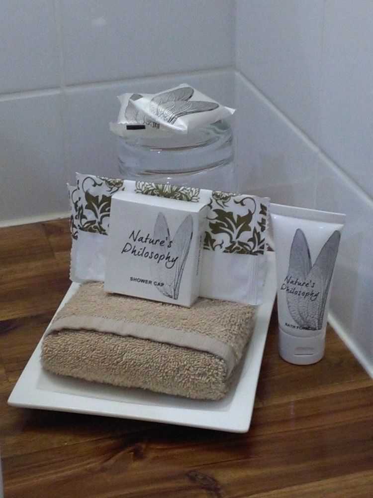 Colonial Lodge Motel Business Studio Suite, Multiple Beds, Jetted Tub 15