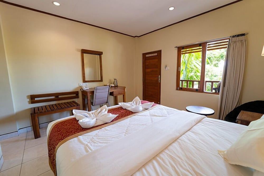Komodo Lodge Standard Double Room