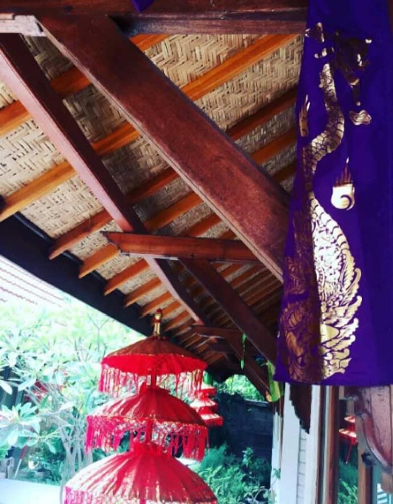 undefined Komodo Lodge 5