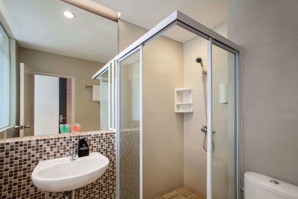 All Nite & Day Hotel - Alam Sutera Standard Room, 2 Twin Beds 2