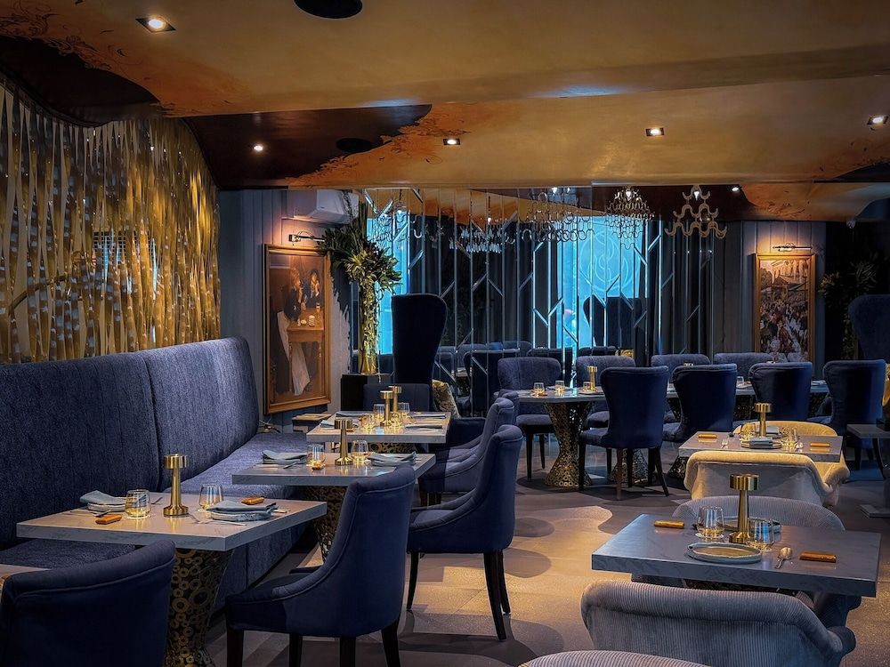 undefined Hotel Celeste 7