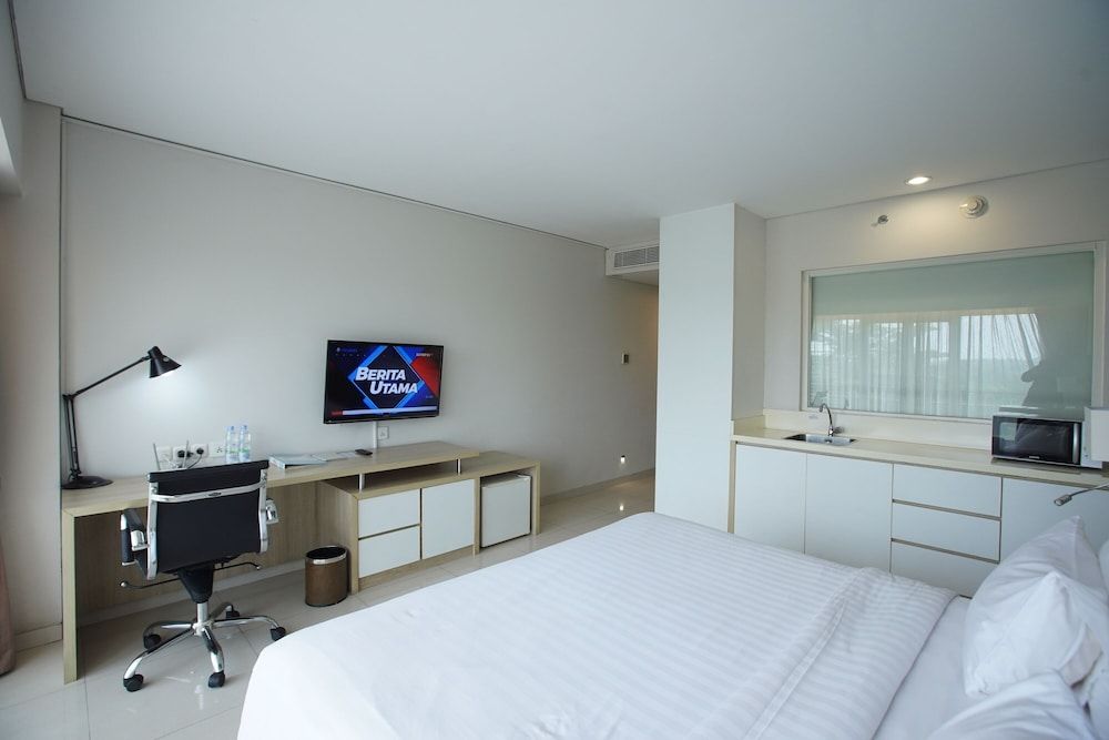 TreePark Karawang Deluxe Room 3