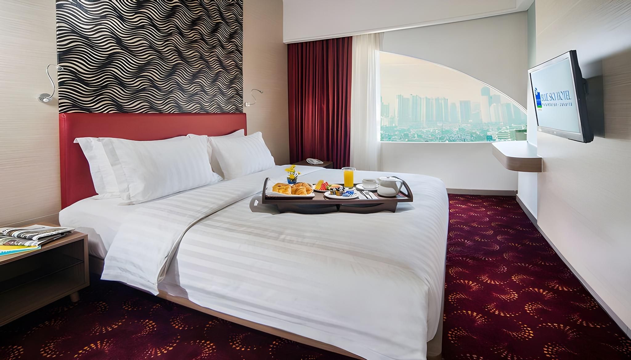 undefined Blue Sky Hotel Petamburan 9