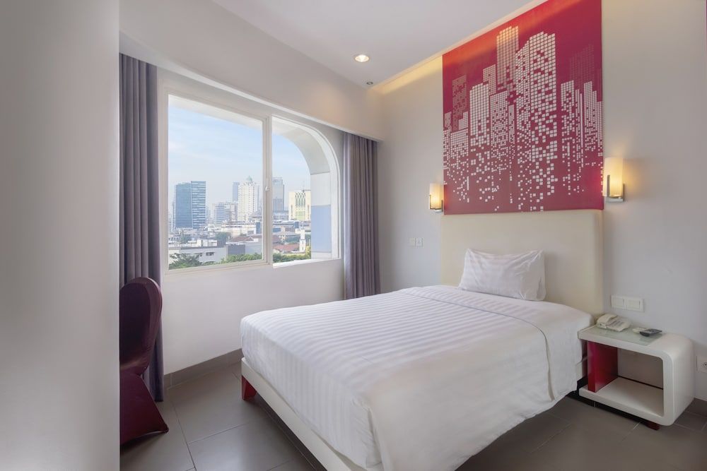 undefined Blue Sky Hotel Petamburan