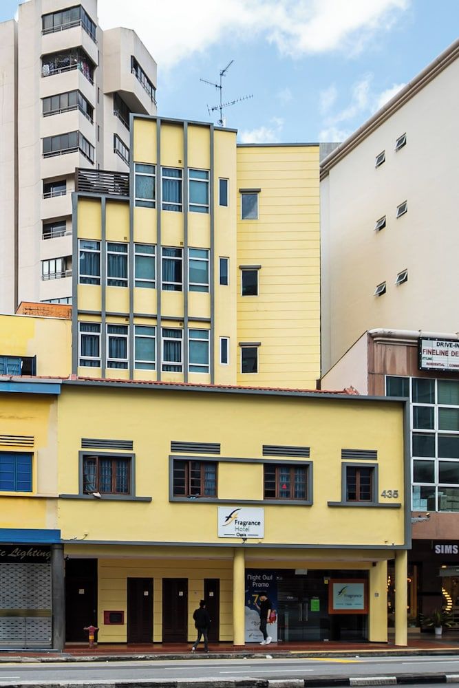 undefined Fragrance Hotel - Oasis 3