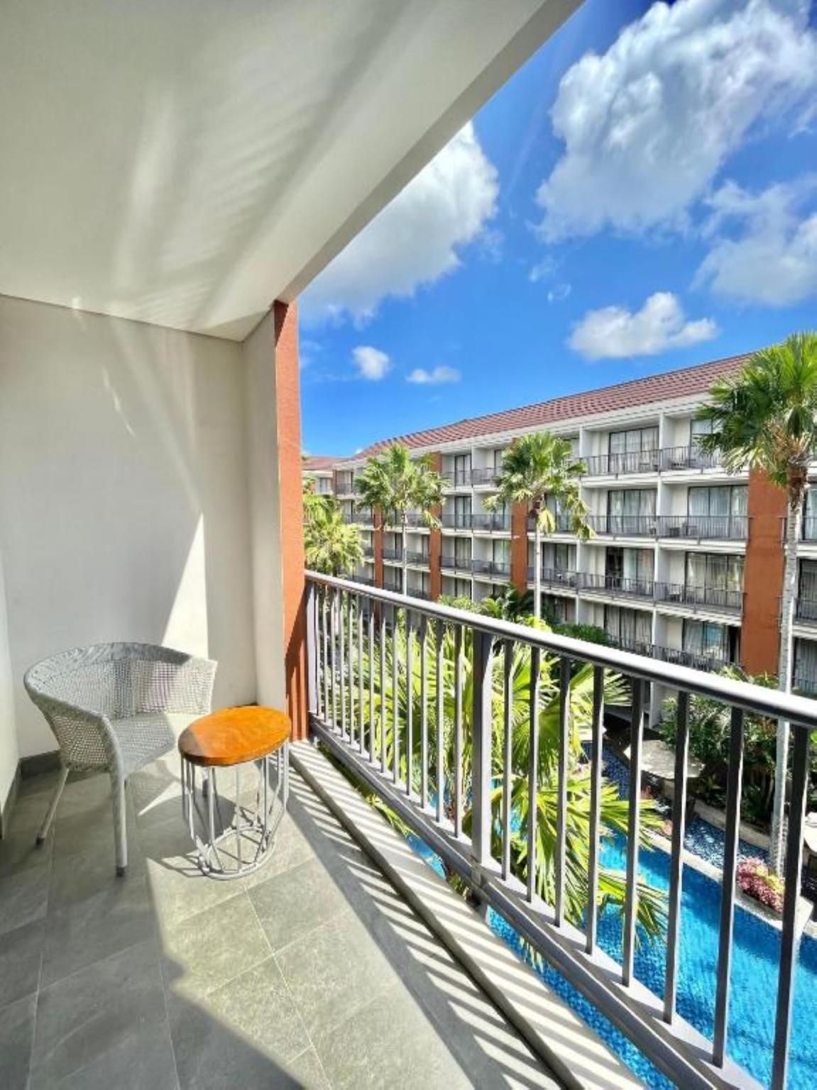 Deluxe Room with Pool View