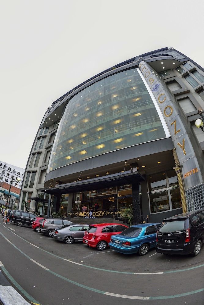 undefined Amos Cozy Hotel & Convention Hall 2