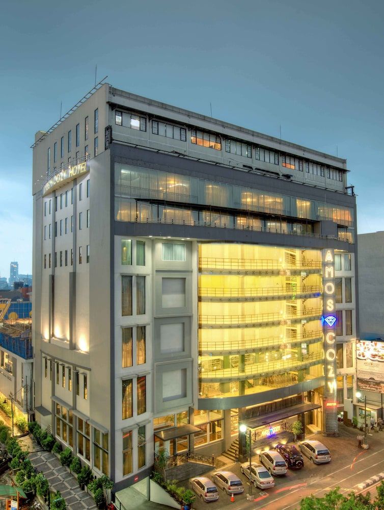 undefined Amos Cozy Hotel & Convention Hall