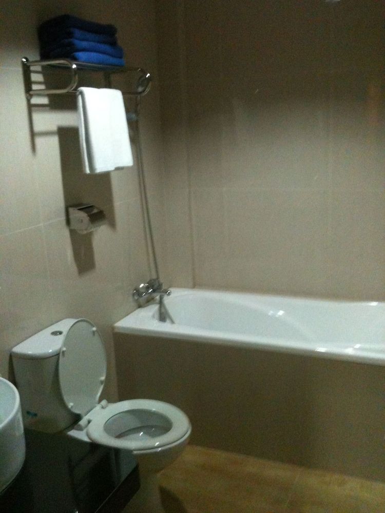 undefined Hotel Golden Gate 6