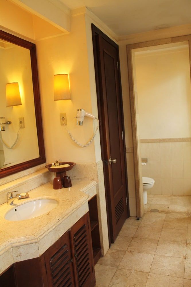 Laras Asri Resort and SPA Executive Room, Non Smoking 3