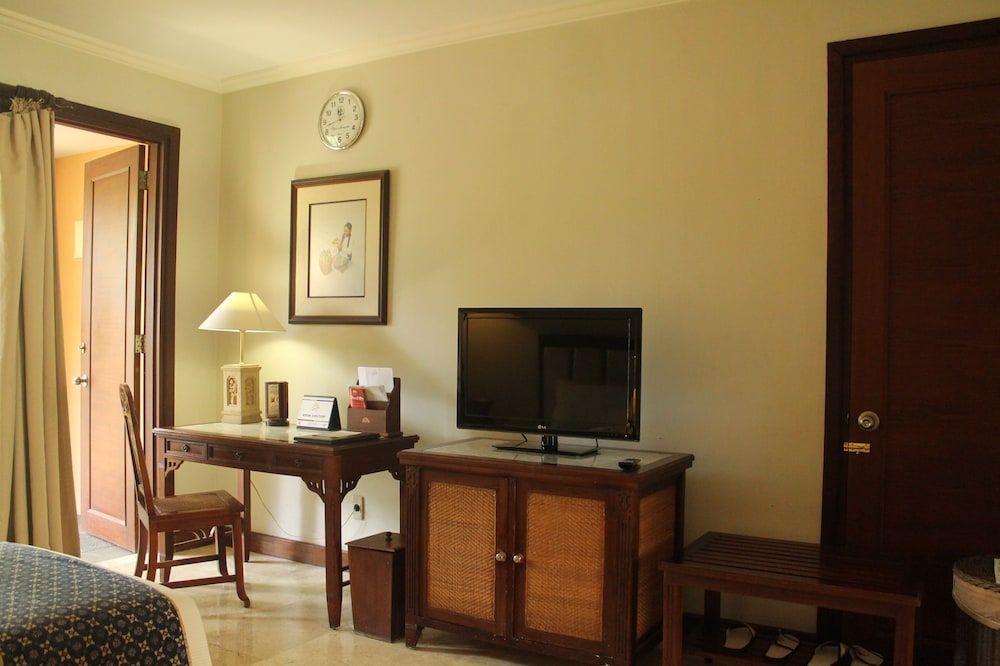 Laras Asri Resort and SPA Superior Room 5