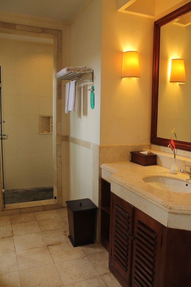 Laras Asri Resort and SPA Executive Room, Non Smoking 4