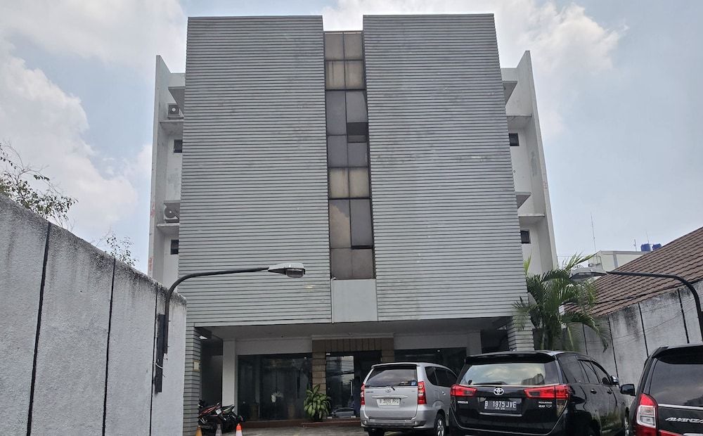 undefined Hotel Caravan Tanah Abang 2