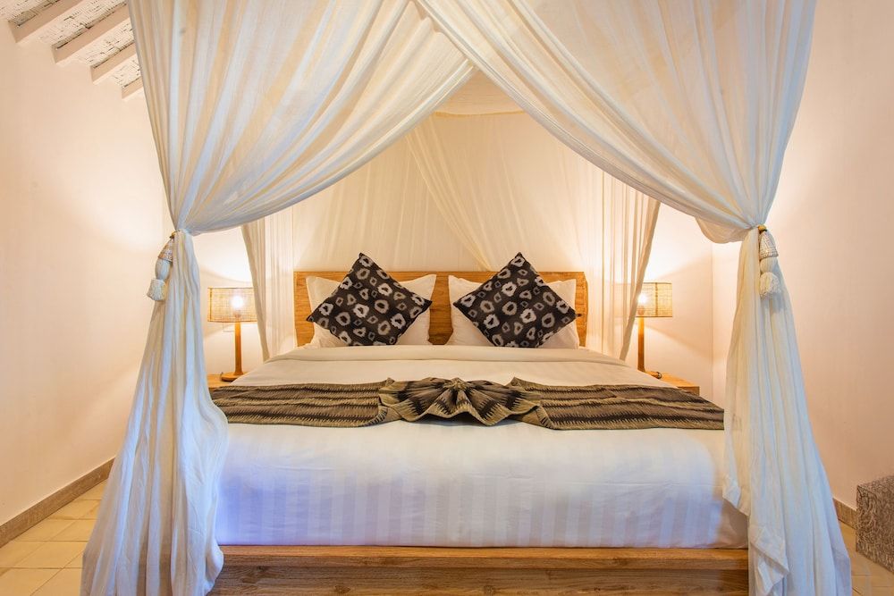 2 Bedrooms Villas