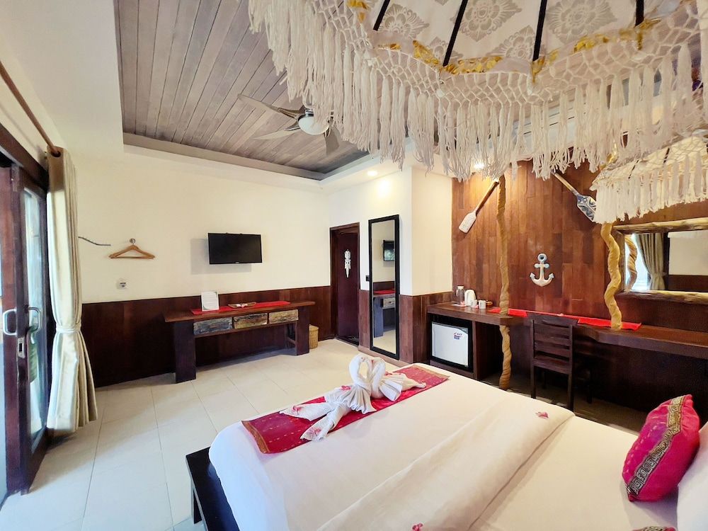Samba Villas Premium Deluxe King Room 4