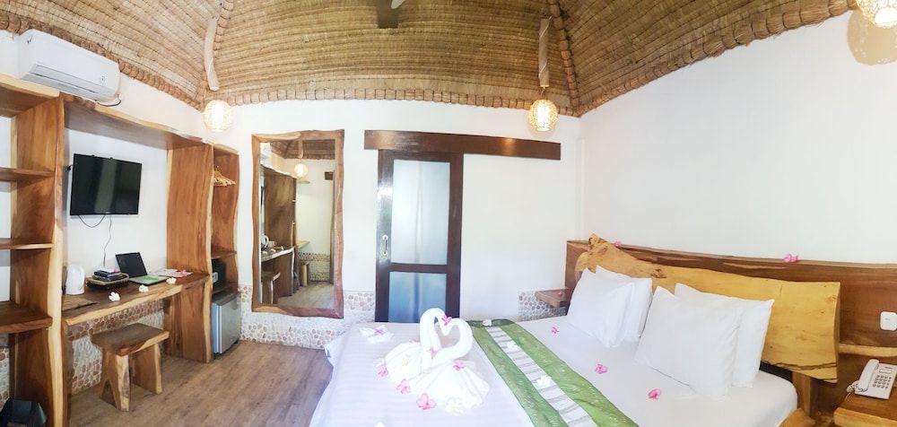 Samba Villas Premium Deluxe King Room 12