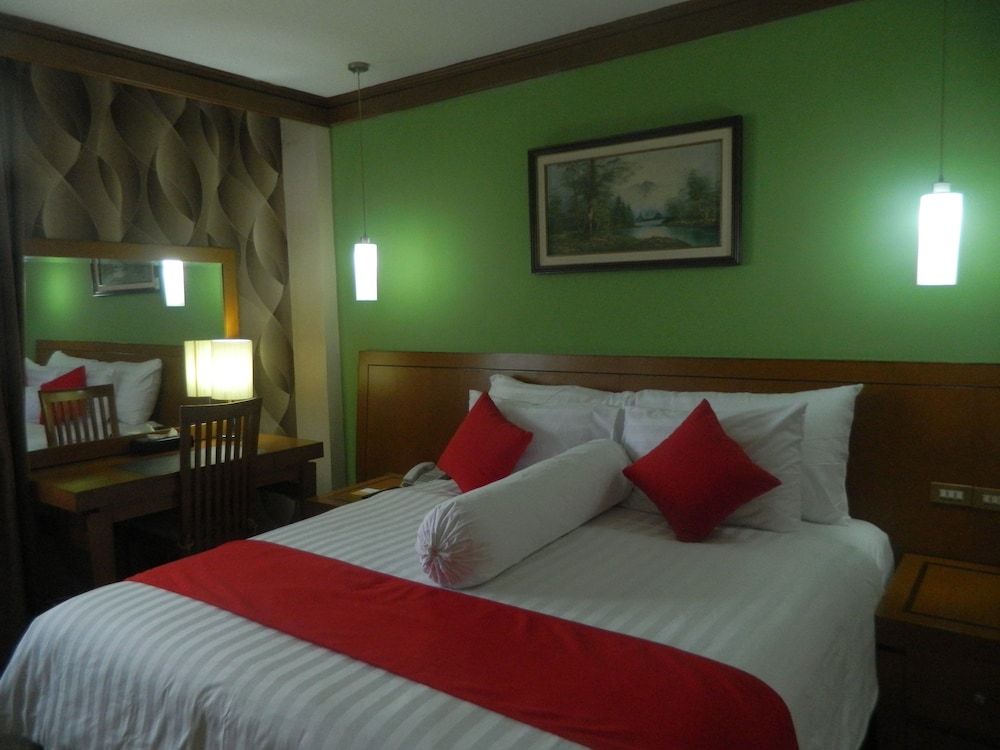 Patra Jakarta Double Room 4