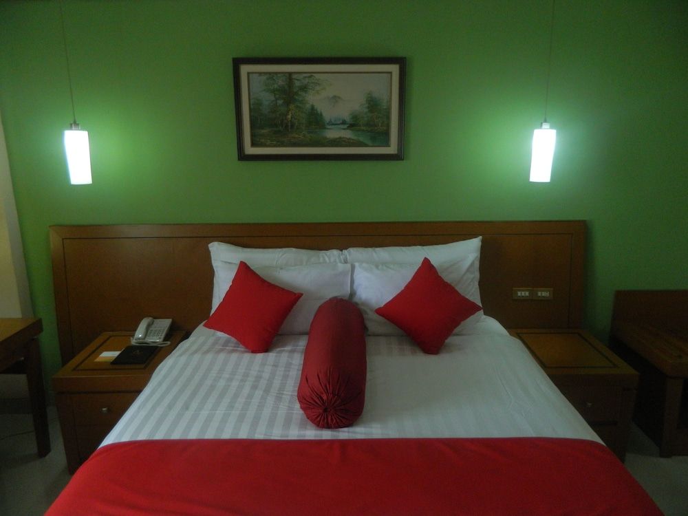 Patra Jakarta Double Room 6
