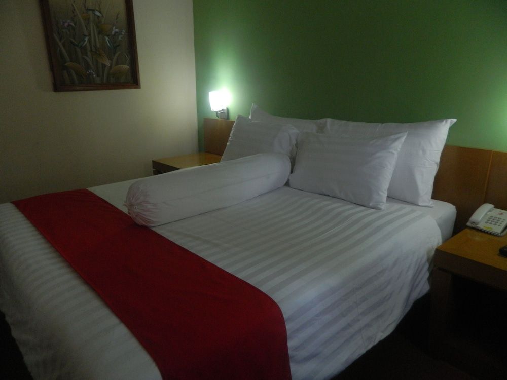 Patra Jakarta Double Room 3