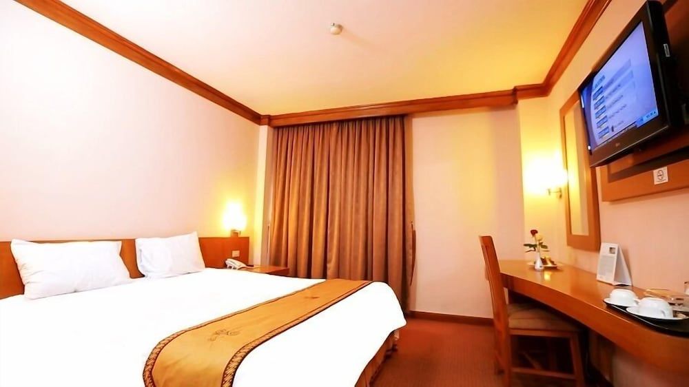 Patra Jakarta Double Room 13