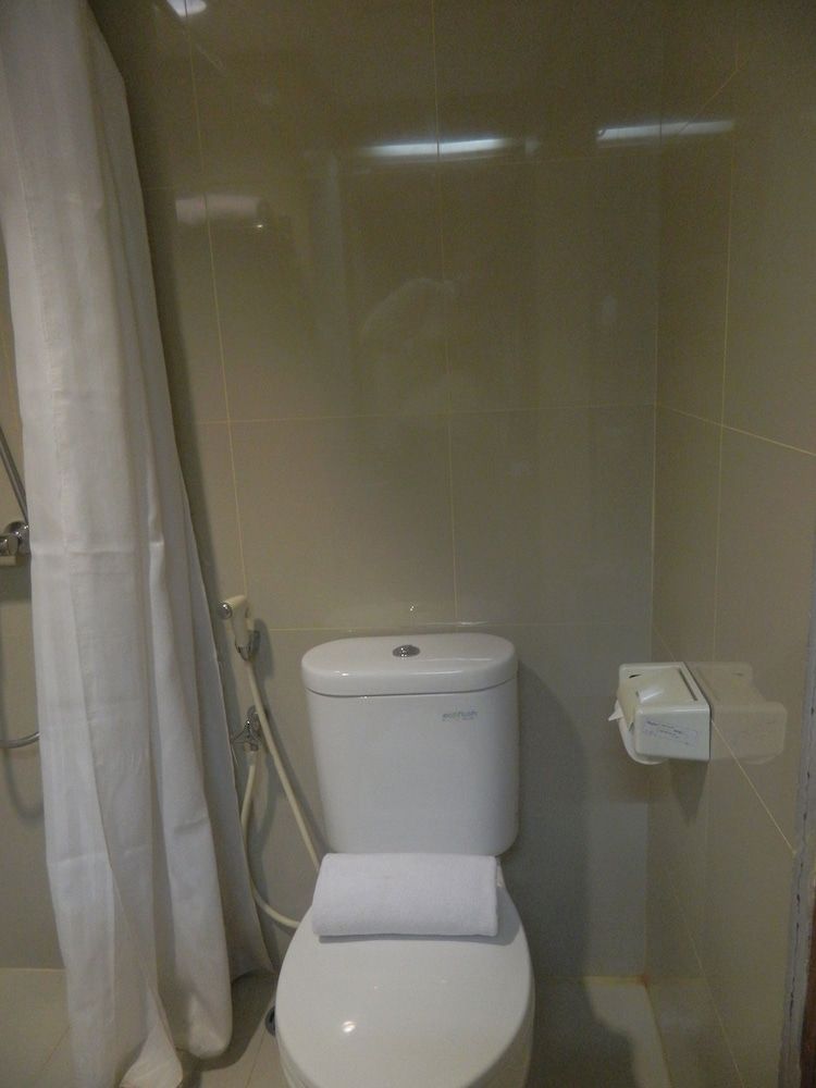 Patra Jakarta Double Room 14