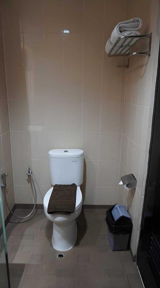 Grand Abe Hotel Deluxe Single Bed 3