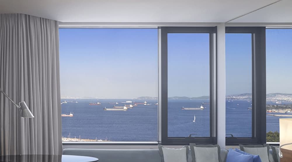 Sheraton Istanbul Atakoy Hotel Deluxe Room, 2 Twin Beds, Non Smoking, Sea View 4