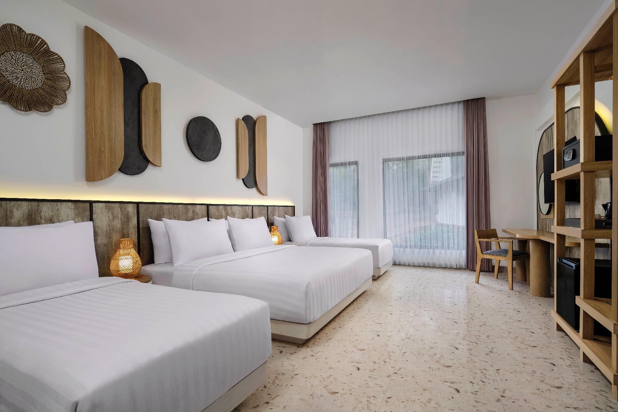 Deluxe Quadruple Room with Garden View