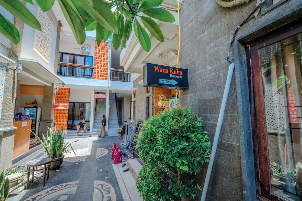 Check-in/check-out kiosk