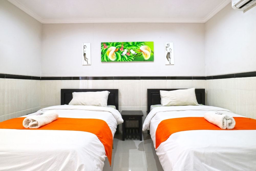 Rena Segara House Kuta Deluxe Twin Room 3