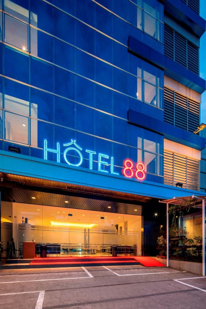 undefined Hotel 88 Mangga Besar 120 by WH 5