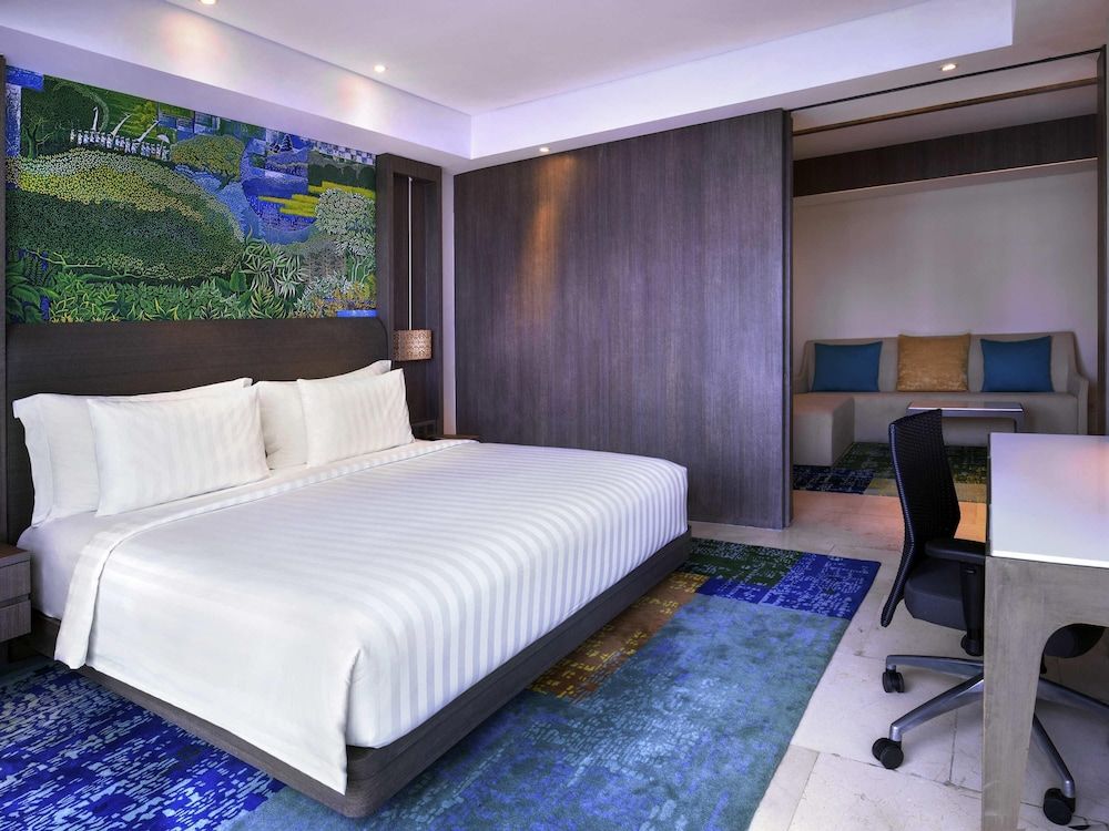 Business Suite, 1 King Bed