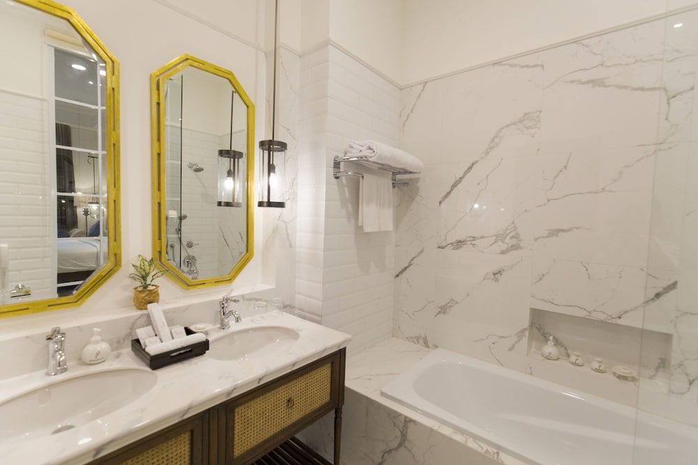 Plataran Heritage Borobudur Hotel Premier Room 4