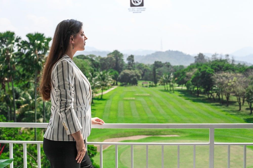 The Royale Krakatau Hotel Suite Tower King 2