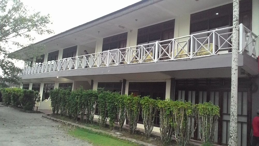 Serayu Hotel Timika Superior Room 2