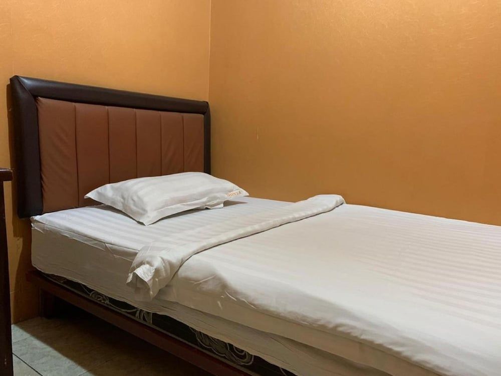 undefined Rumah Shinta 10