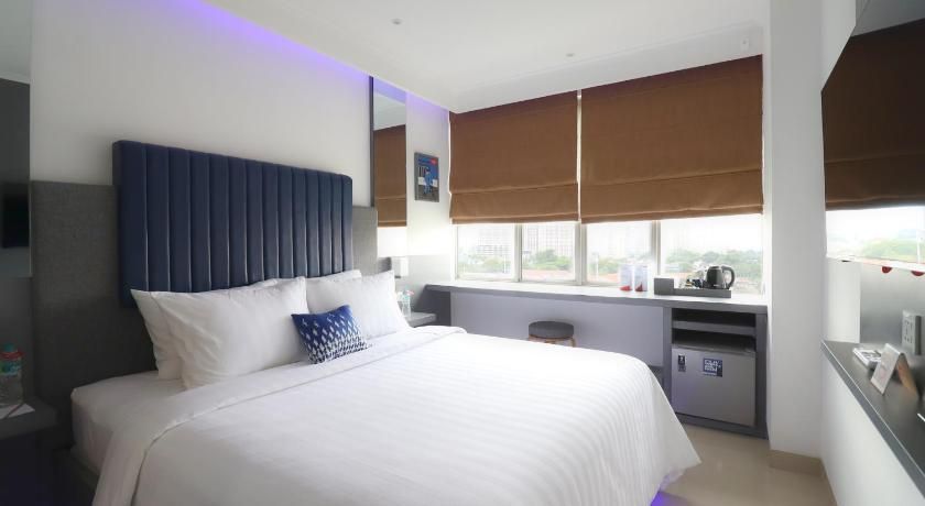 undefined Moritz Biz Gandaria 8