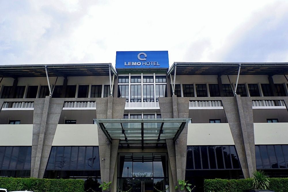 undefined Lemo Hotel Serpong 5