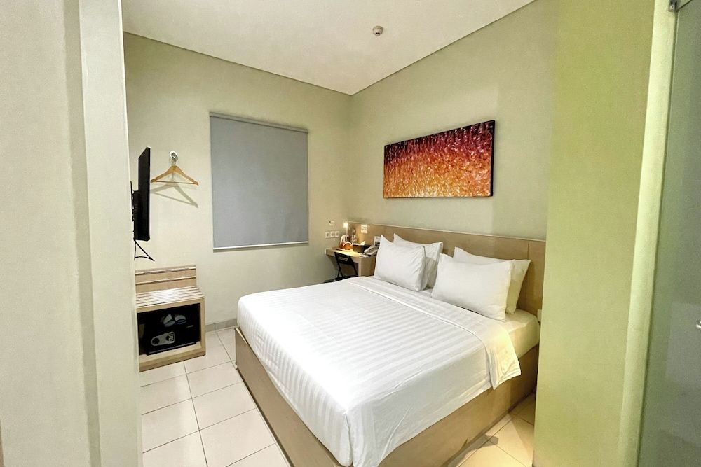 undefined Lemo Hotel Serpong 3