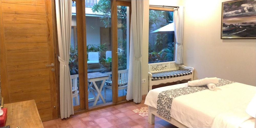 Jukung Guest House Standard Suite, Terrace 5