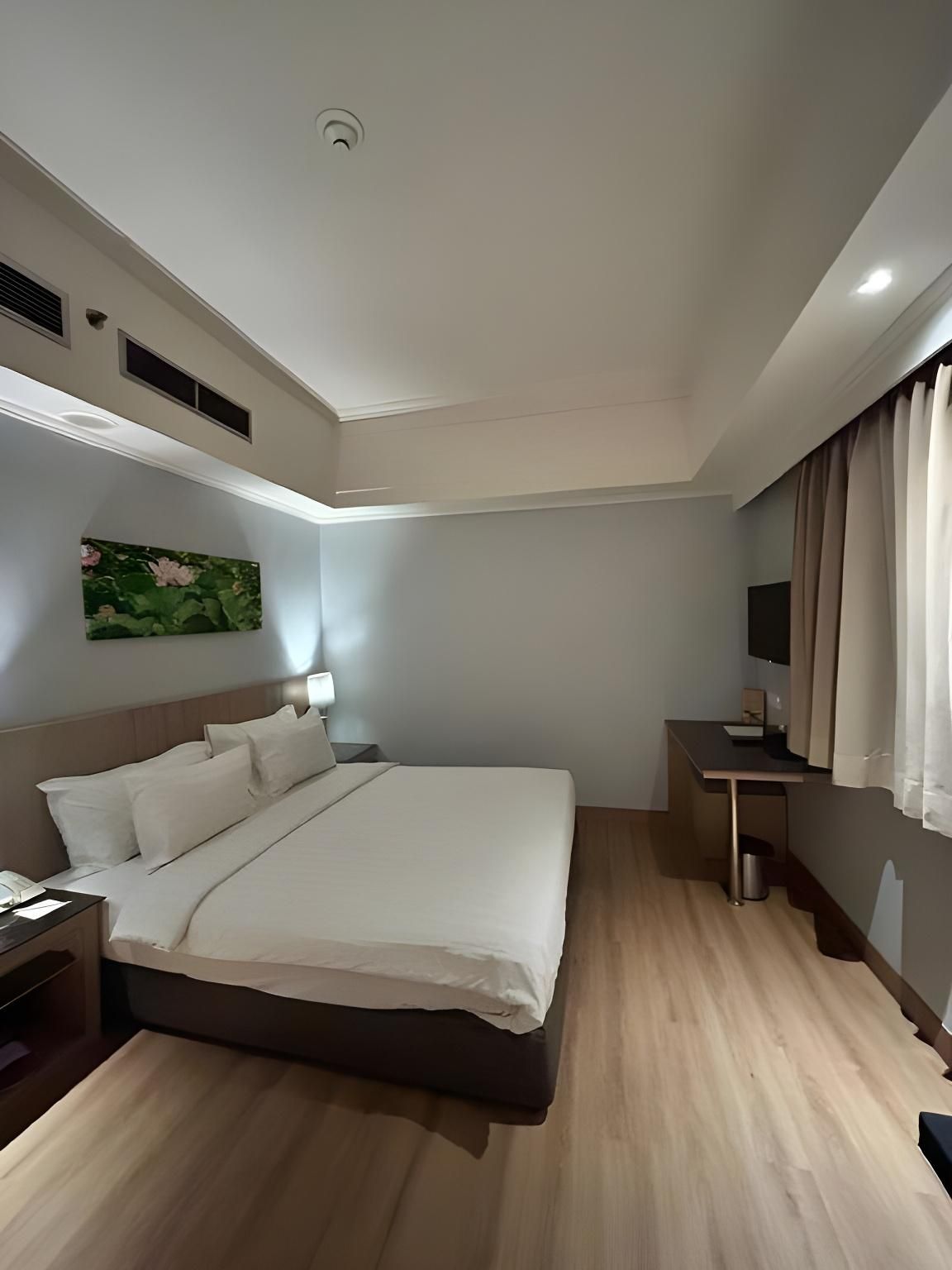 undefined Hotel Orchardz Jayakarta 8