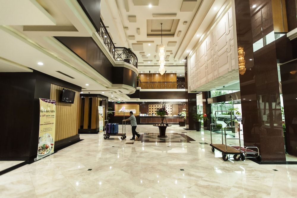 undefined Hotel Orchardz Jayakarta