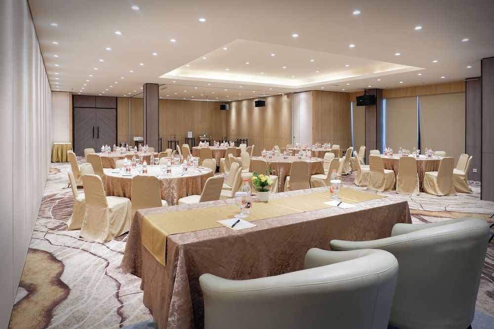 undefined Hotel Orchardz Jayakarta 8