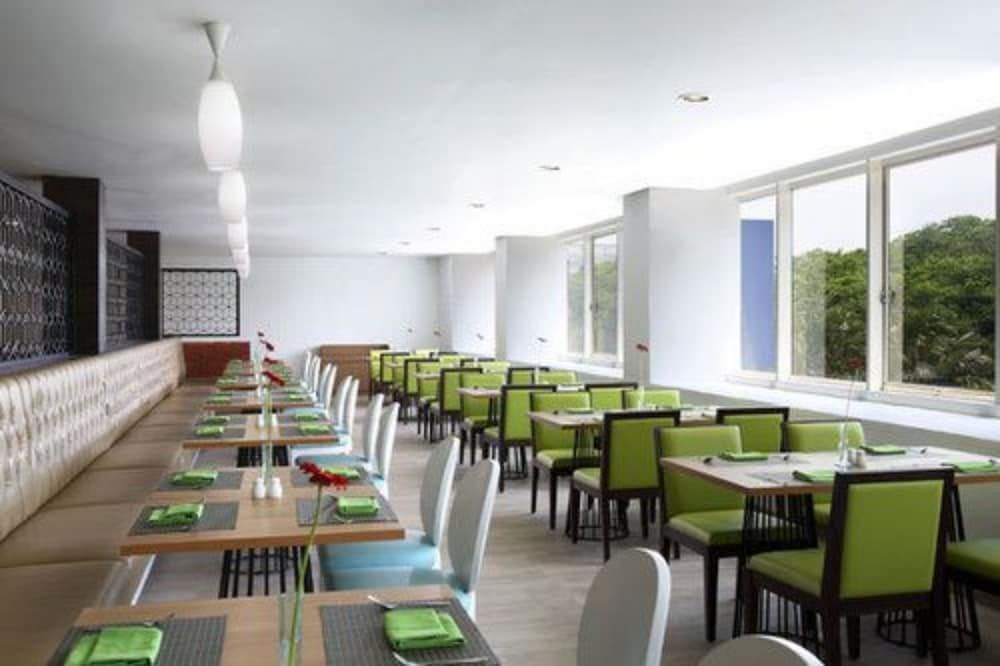 undefined Hotel Santika Kelapa Gading 10