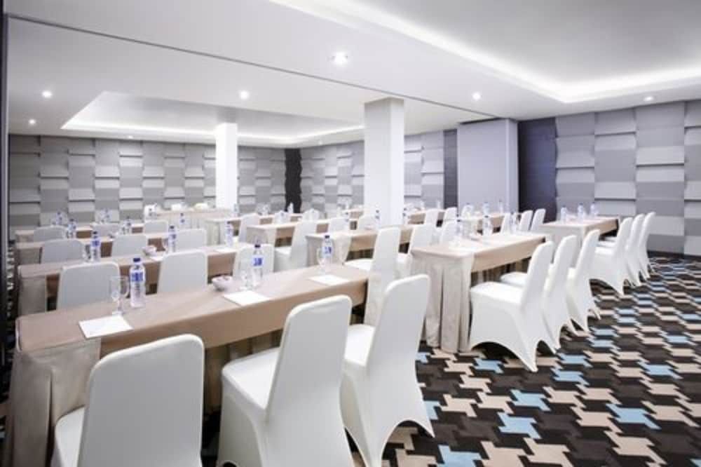 undefined Hotel Santika Kelapa Gading 2