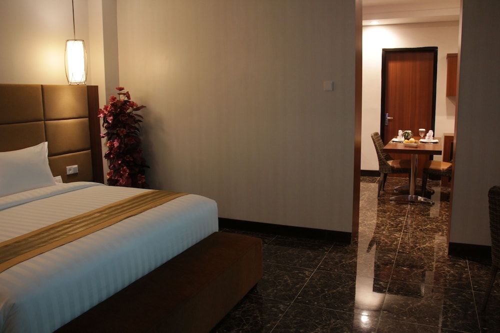 Atrium Premiere Hotel Cilacap Suite 5
