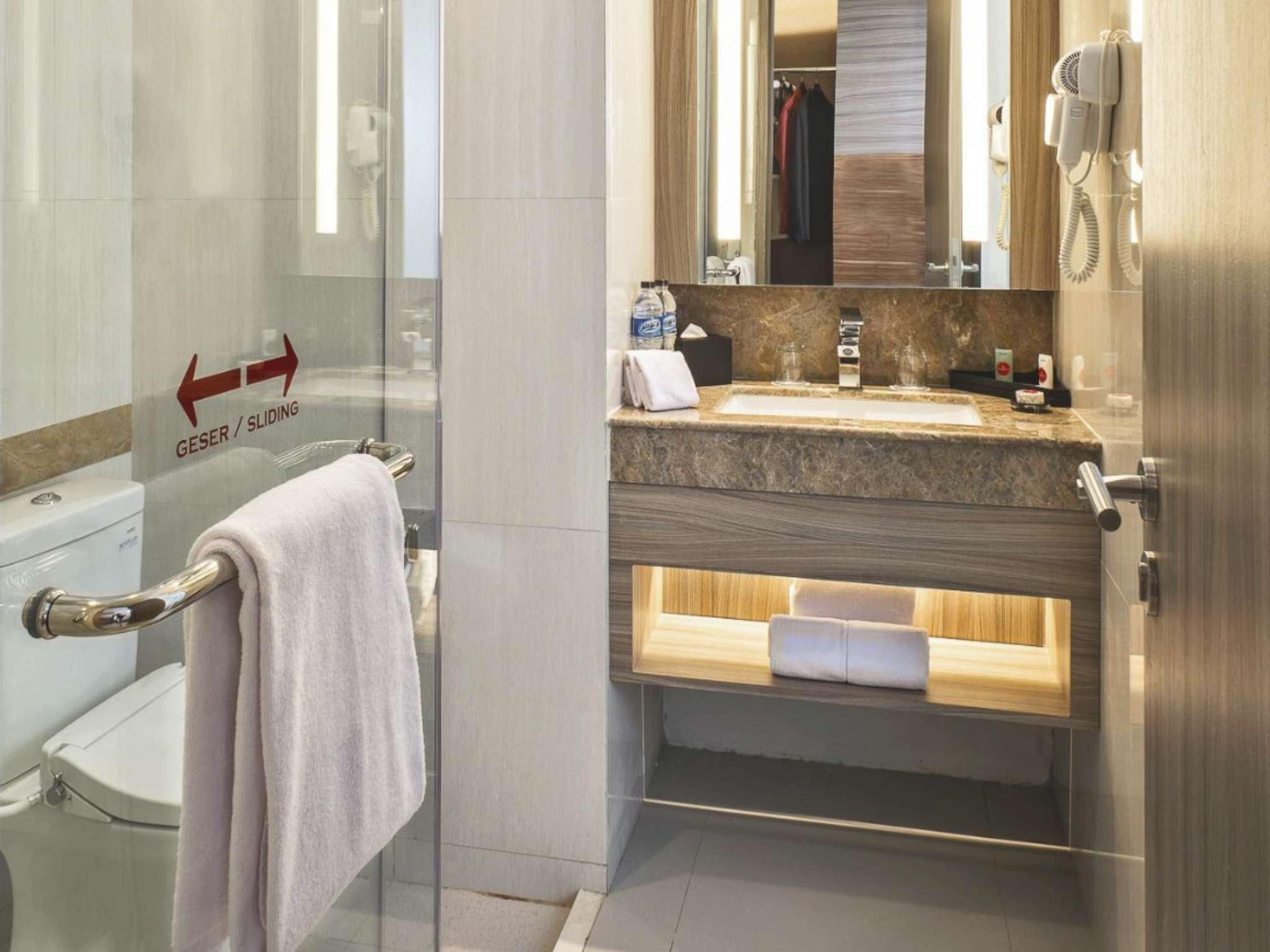 undefined Hotel GranDhika Iskandarsyah 9