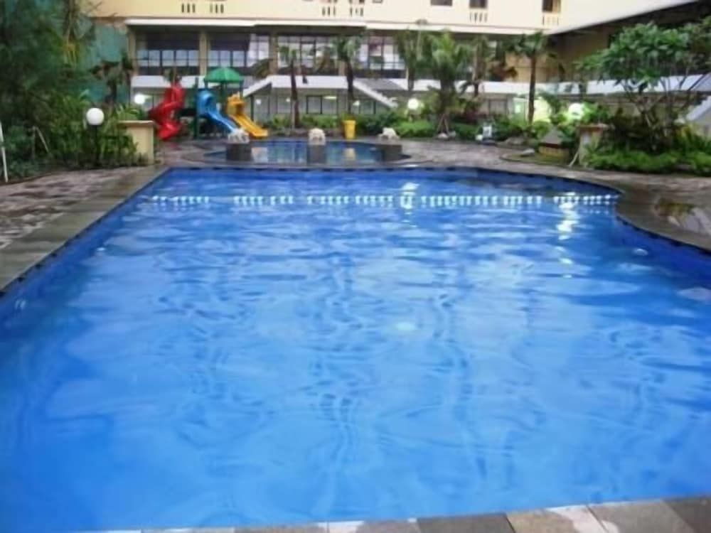 undefined Hajjah Ririn's Kebagusan City 5