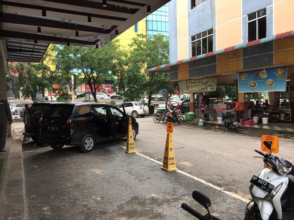 undefined Eatern Hotel 2