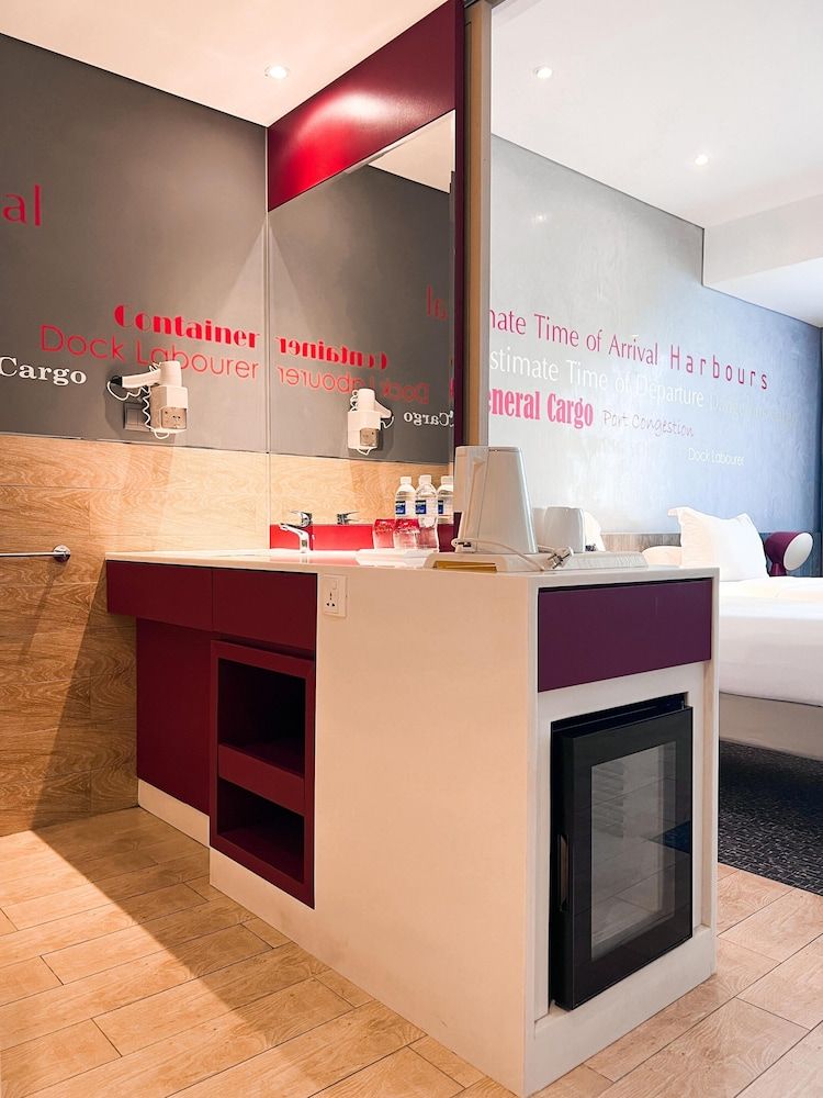 Ibis Styles Batam Nagoya Superior Room, 2 Twin Beds 9